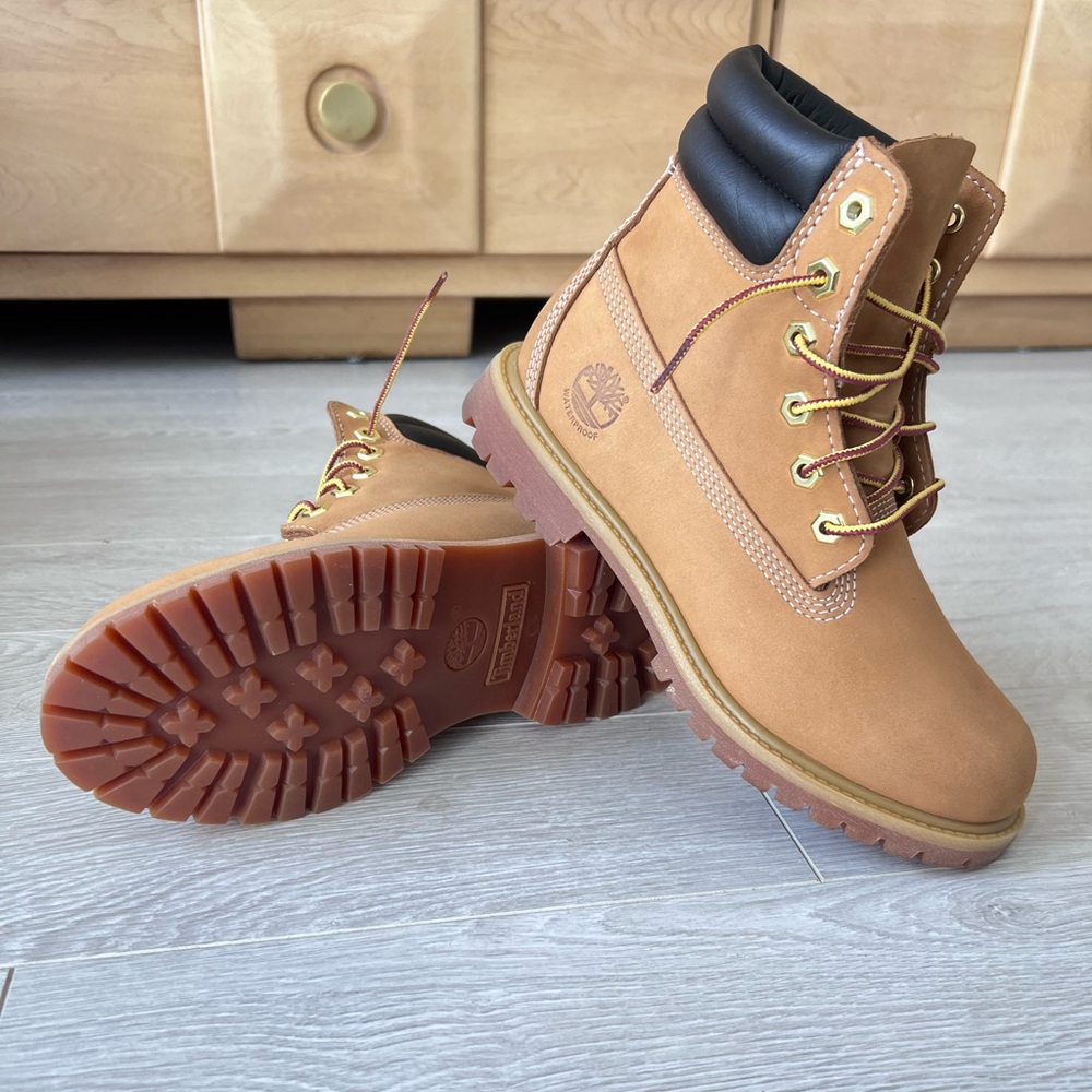 🔥Mint New Timberland Waterville 6” Waterproof Women’s Boots Wheat Nubuck - SZ 7🔥